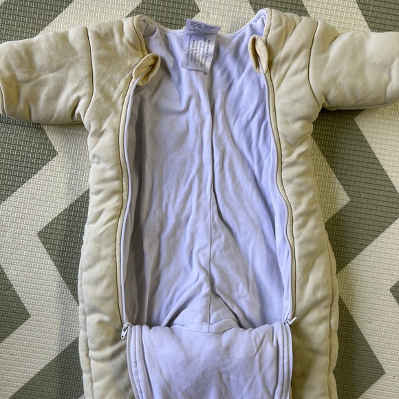 Merlin’s Magic Sleepsuit Size Small - Picture 3 of 4